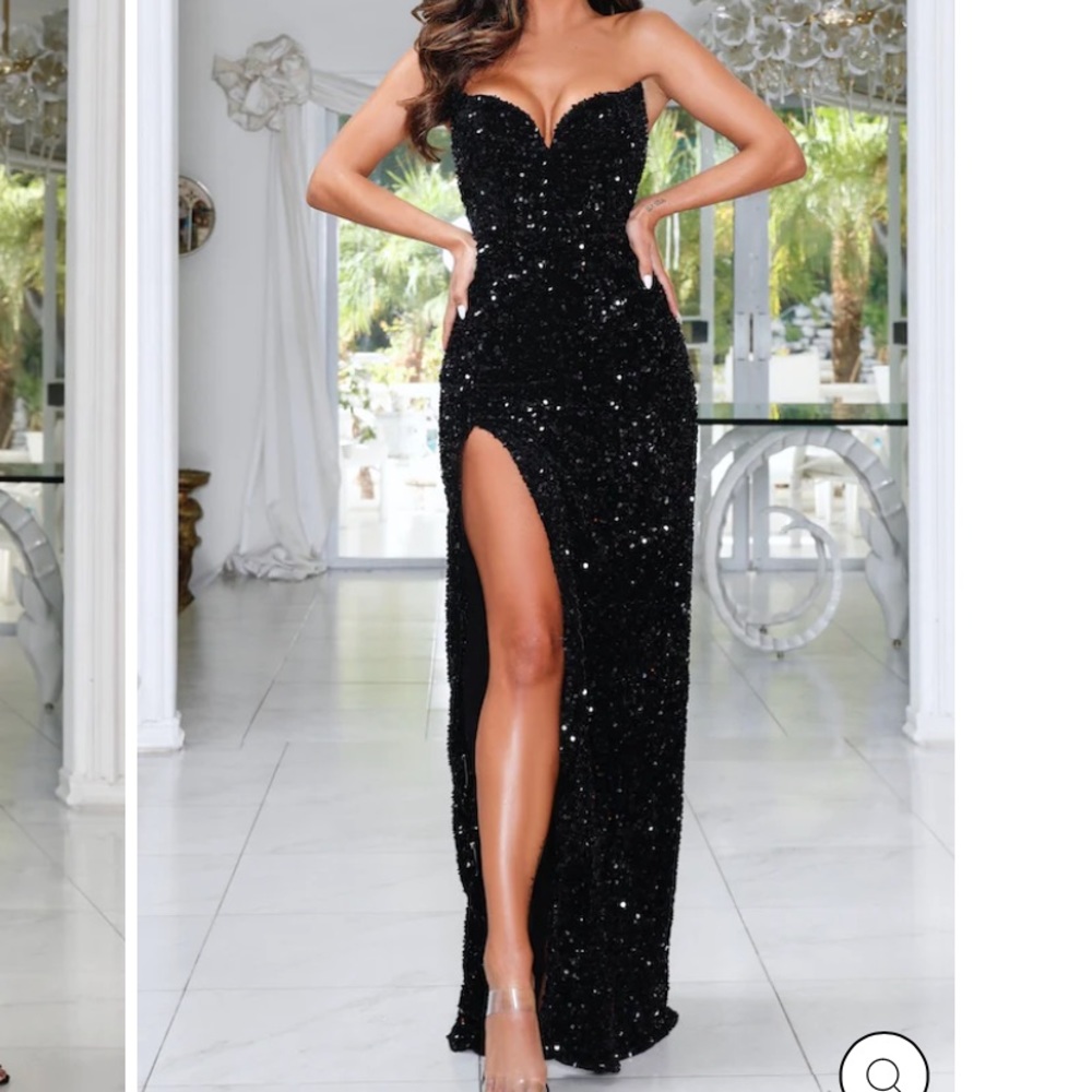 DITA STRAPLESS SEQUIN EMBELLISHED VELVET GOWN BLACK HOLIDAY DRESS ONLY WORE ONCE